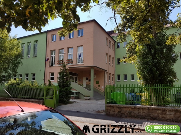 Z&aacute;kladn&aacute; &scaron;kola Vr&uacute;tock&aacute; v Bratislave